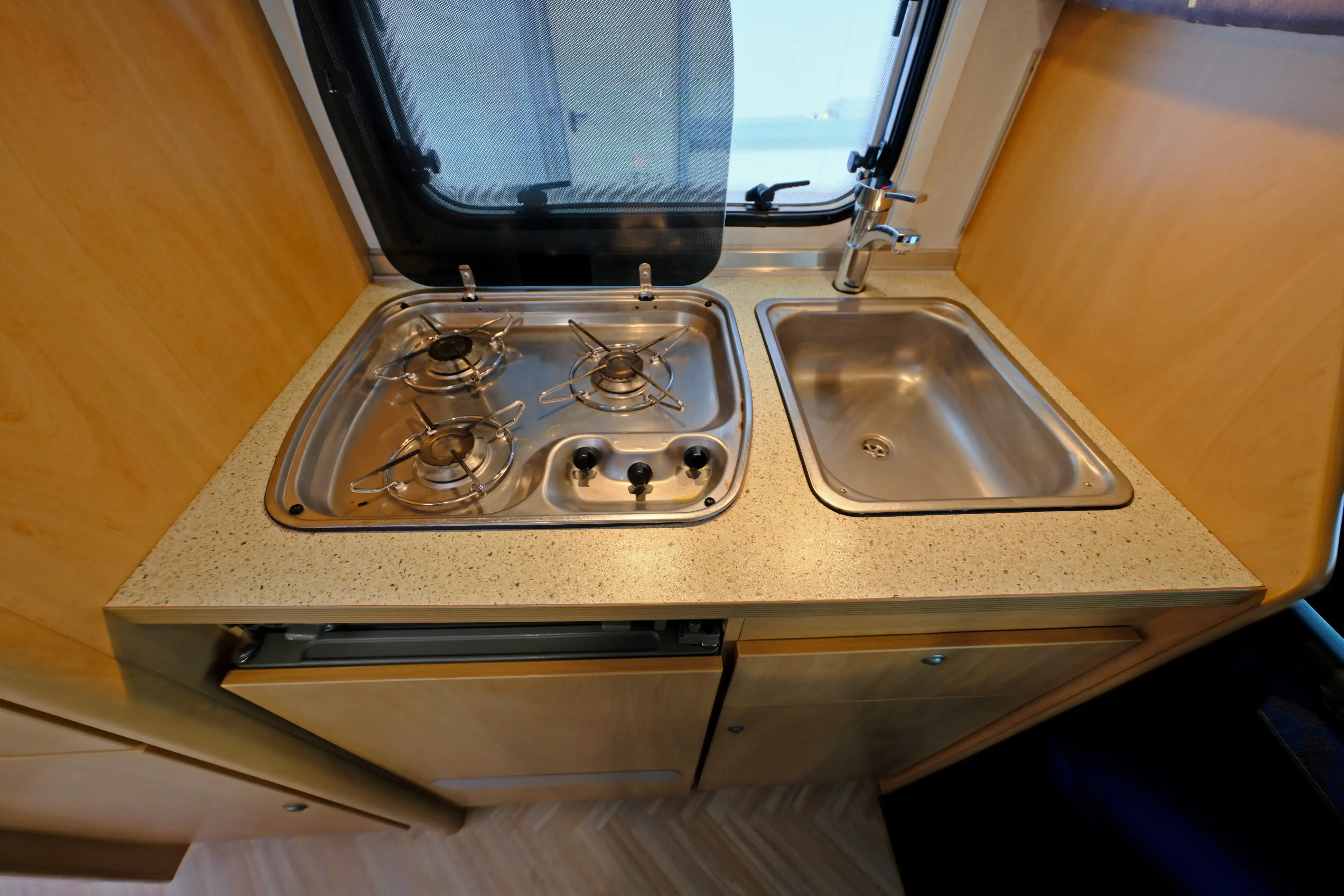 BUERSTNER A535 active 